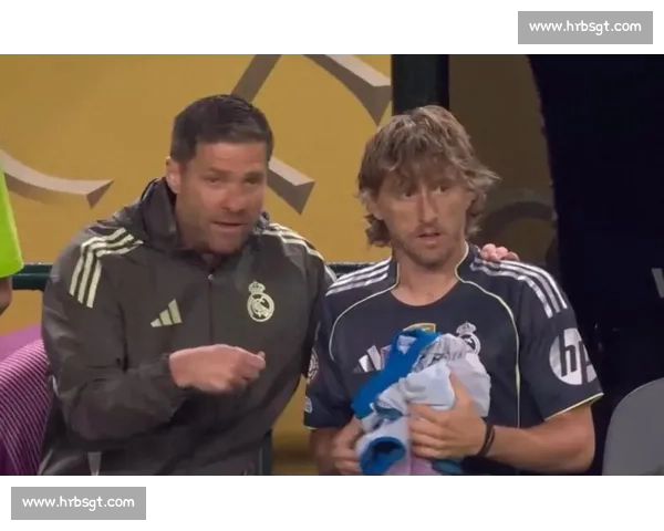 欧青赛 MVP 引爆转会战！巴萨天才中场加盟斯图加特，拜仁多特错失良机