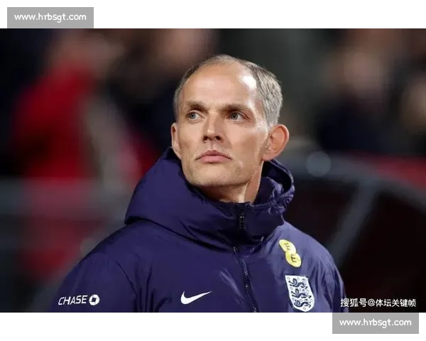 图赫尔更衣室暖心一幕：欧青赛夺冠后拥抱每位球员彰显领袖魅力